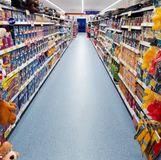 686-bandm-coatbridge-store-11