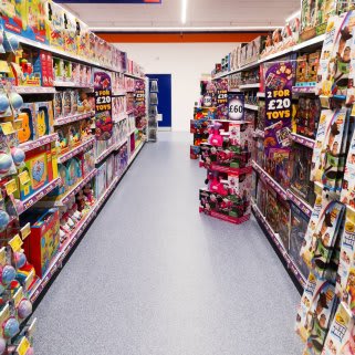 686-bandm-coatbridge-store-2