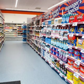 686-bandm-coatbridge-store-9