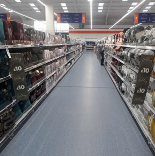 B&M's brand new store in Washington stocks a charming range of bedding, including duvet covers, complete bed sets, pillow cases, mattress protectors and much more!