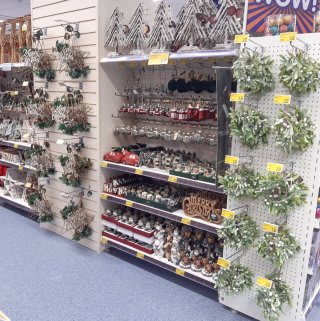 689-bandm-andover-store-15