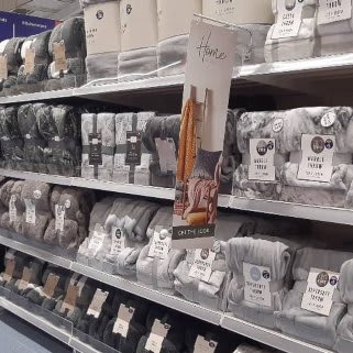 689-bandm-andover-store-3