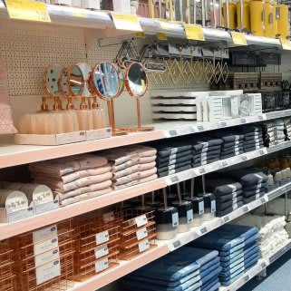 699-bandm-norwich-neatmarket-store-2