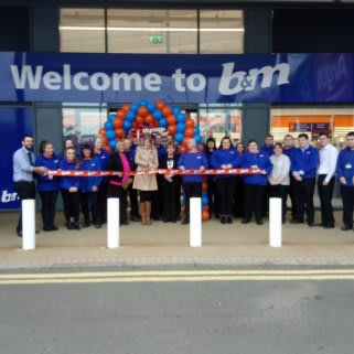 Representatives from Edinburgh Children's Hospital Charity we're invited to cut the ribbon at B&M's new Edinburgh store on Friday. Amy received £250 worth of B&M vouchers on behalf of the charity, as a thank you for taking part.