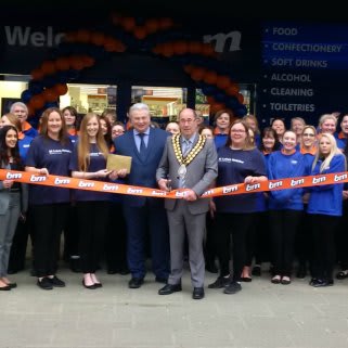Local Mayor, Councillor David Harrison was B&M's distinguished guest on opening day, cutting the ribbon to officially open the store. Local charity St Lukes Hospice were also in attendance and received £250 worth of B&M vouchers in donations.