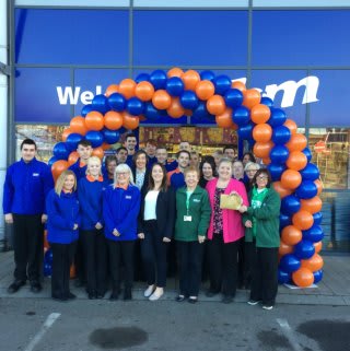 B&M's newest store was officially opened by the local branch of Macmillan Cancer Support. The charity received a donation of £250 worth of B&M vouchers, as a thank you for taking part.