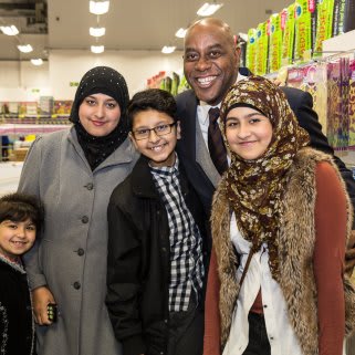 BM-Stockport---Cheadle-Heath-Homestore-with-Garden-Centre-opening--24