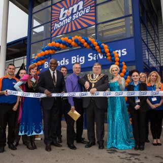 BM-Stockport---Cheadle-Heath-Homestore-with-Garden-Centre-opening--4