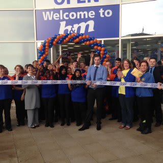 BM-Stores-Hounslow-store-opening--2