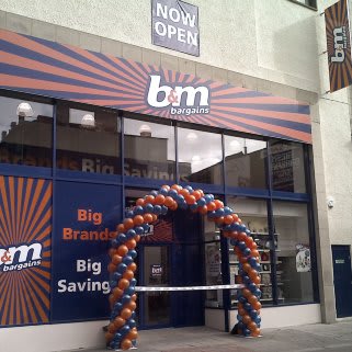 bmstores-belfast-324-store-reopening-store-front