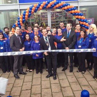 bmstores-Exeter-store-opening-1