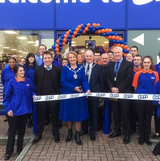 bmstores-rom-valley-store-opening--21
