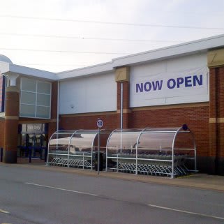 Drakehouse-store-opening-Drakehouse-store-opening