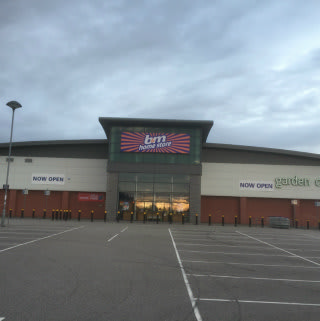 B&M brand new Runbridge Home Store in Runcorn.