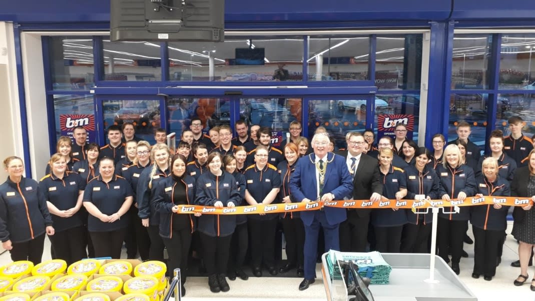 Cowdenbeath New B&M Store