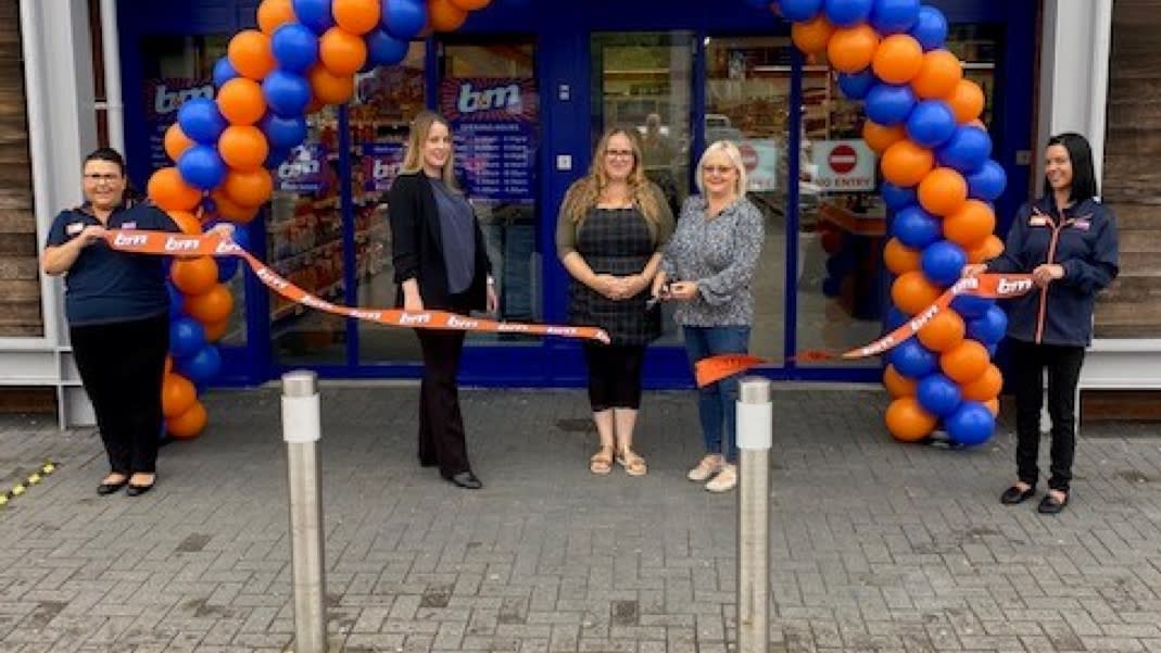 Central Retail Park in Havant New B&M Store B&M Stores