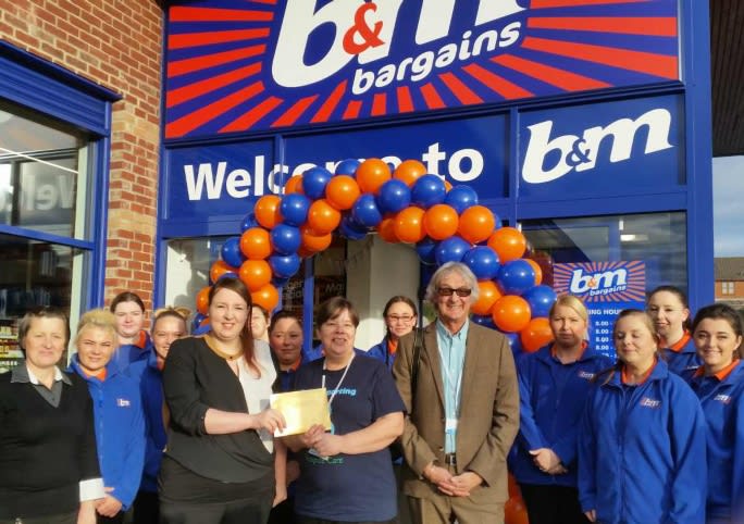 035-bmstores-shildon-store-opening-charity1