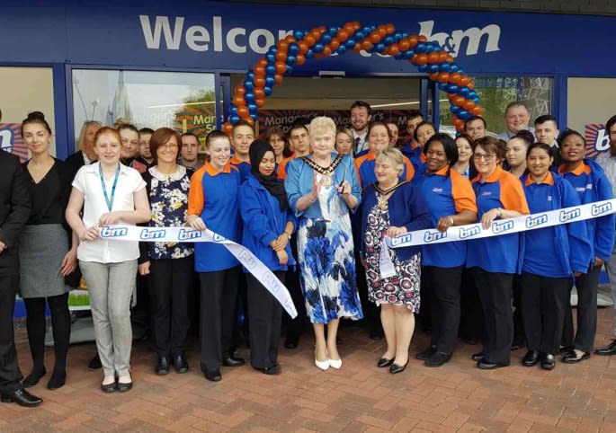 049-bmstores-astle-park-store-opening-ribbon-cutting1