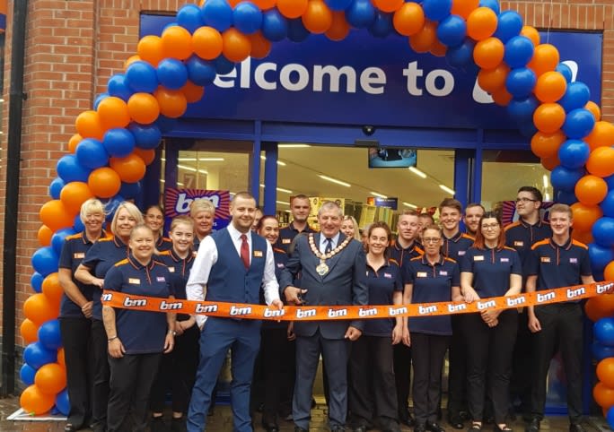 114-redcar-store-opening-relocation-ribbon-mayor.jpg