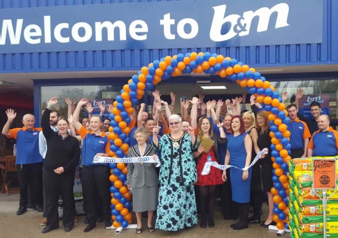 133-bmstores-store-opening-ribbon-cutting1