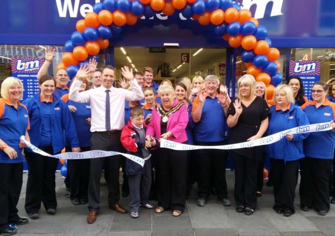 195-bmstores-Pontypridd-store-reopening-Ribbon-Cutting1