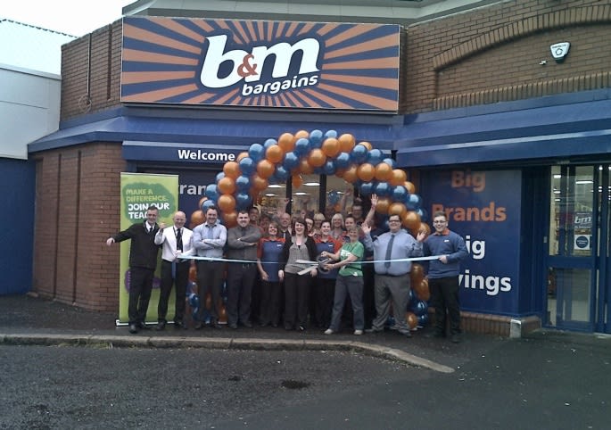 384-Cregagh-Road-charity-ribbon-cutting1