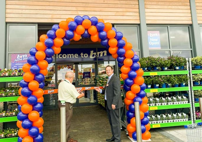 404-bandm-coalville-store-2