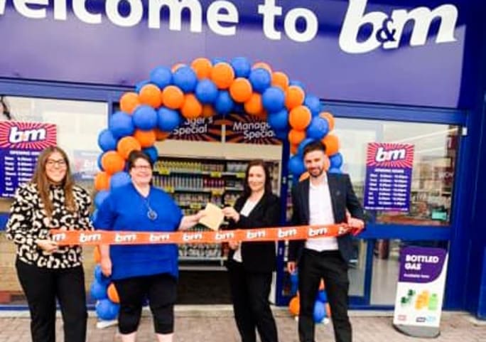 435-bmstores-switch-island-30