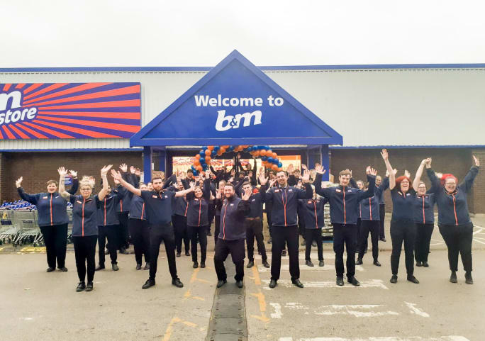 458-bandm-lincoln-store-opening-21