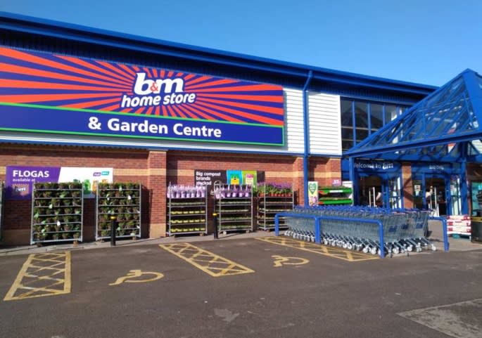 463-barnsley-store-reopening-expansion-store-front