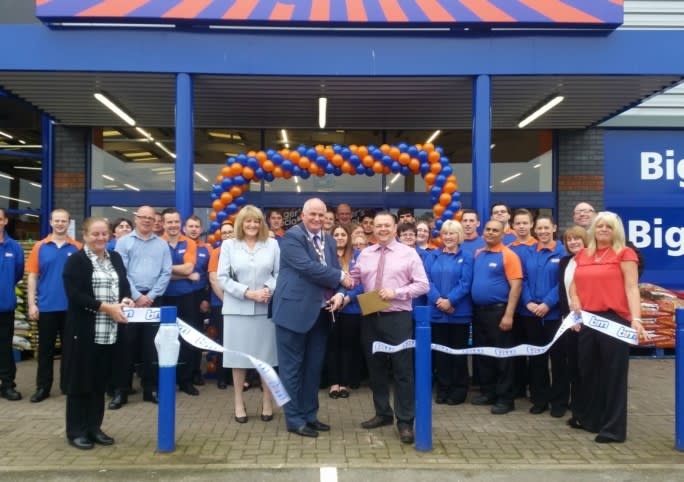 50-boongate-ribbon-cutting-mayor1