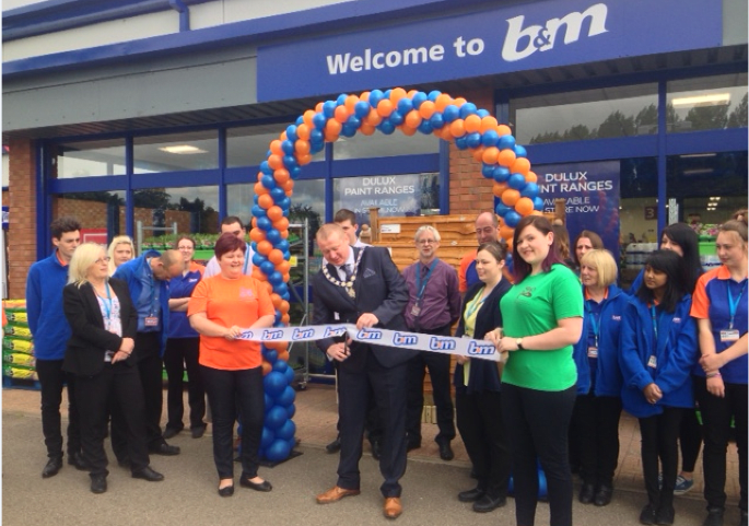 545-Towcester-Store-Opening-Ribbon-Cutting