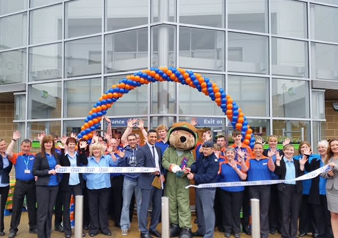 547-Elgin-store-opening-2