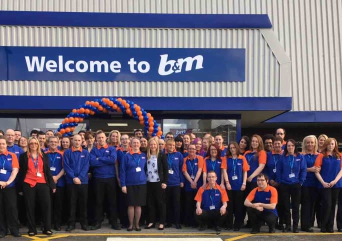575-bmstores-crostons-store-opening-store-team1