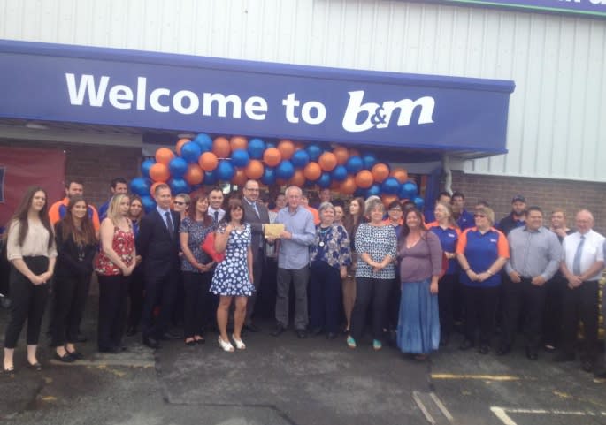 587-bmstores-Pembroke-Dock-Store-Opening-Charity1
