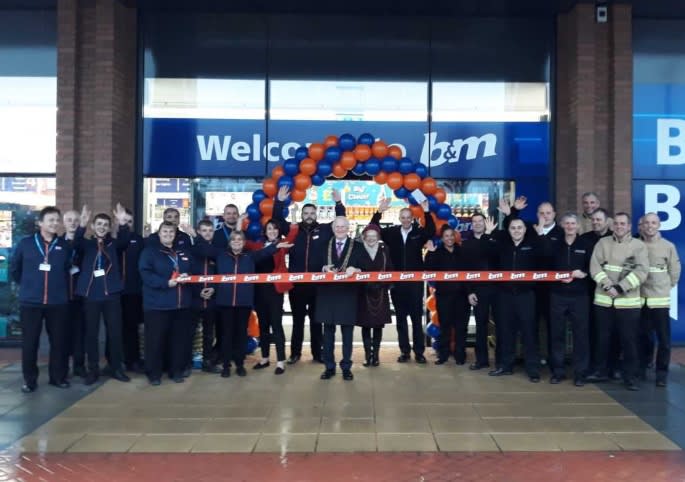 632-york-clifton-moor-store-opening-ribbon-mayor