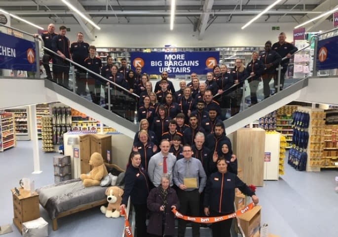 637-bingley-store-ribbon