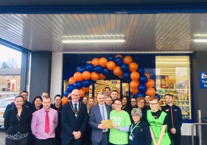 638-lurgan-store-front-charity