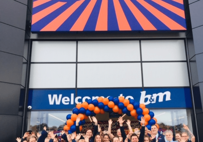 661-lichfield-store-opening-store-team.png