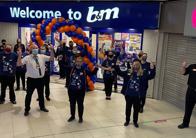 698-bandm-hull-prospect-shopping-centre-store-opening