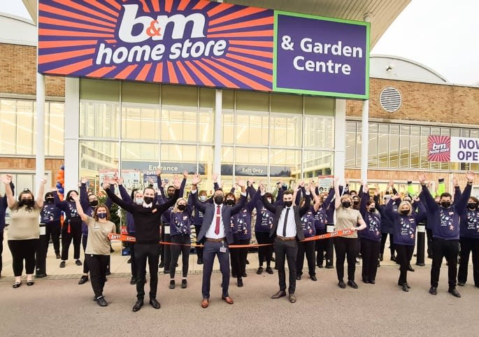 701-bandm-bournemouth-store-team-2