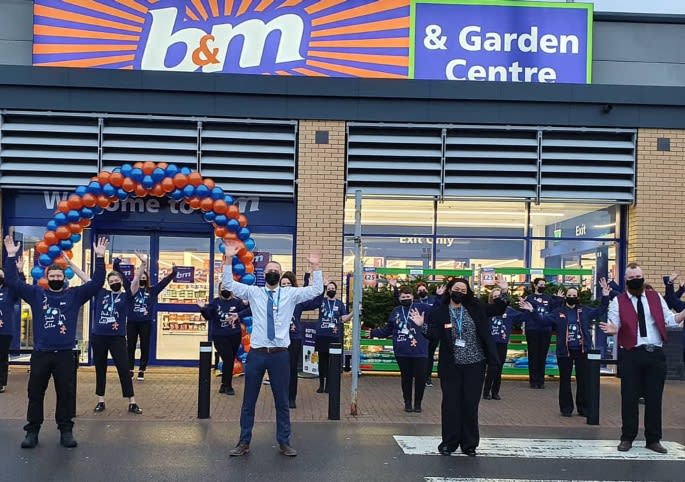 702-bandm-barry-store-opening-2