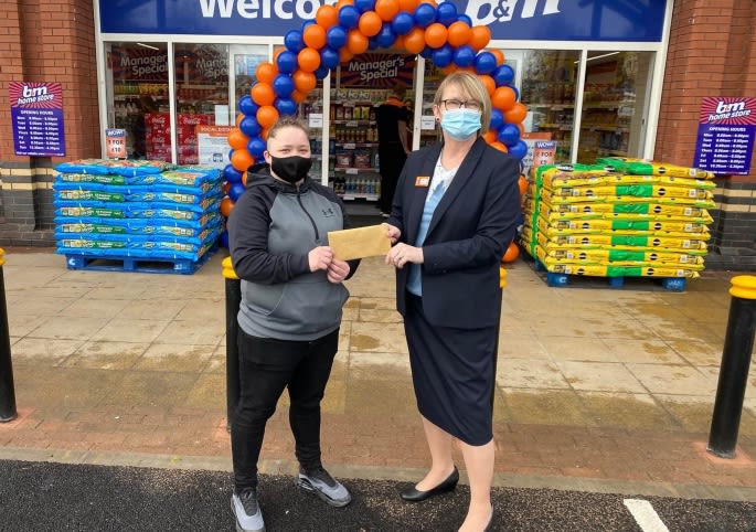 716-bandm leeds colton store with garden centre charity