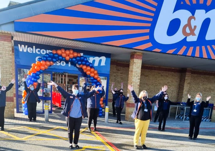 721-bandm-llangefni-store-opening