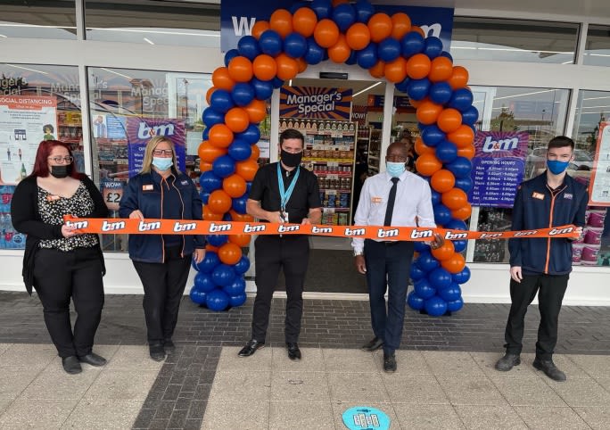 728-bandm-bentley-bridge-store-opening