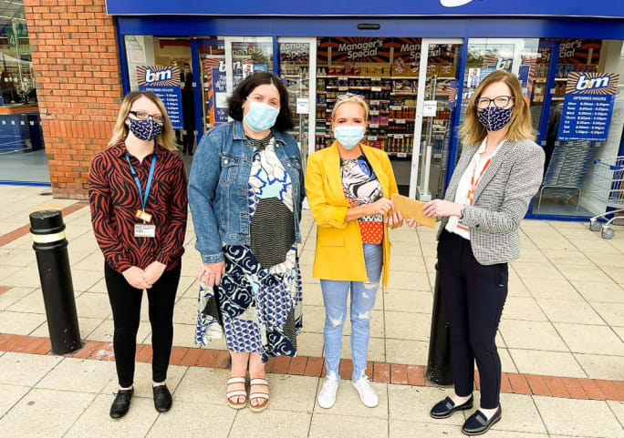 732-bandm-damolly-newry-store-54