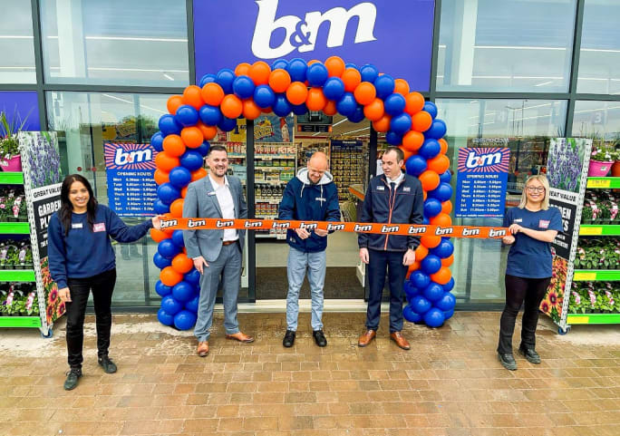 744-bandm-oldbury-store-opening-12