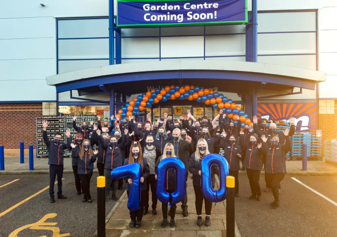 745-bandm-border-store-15