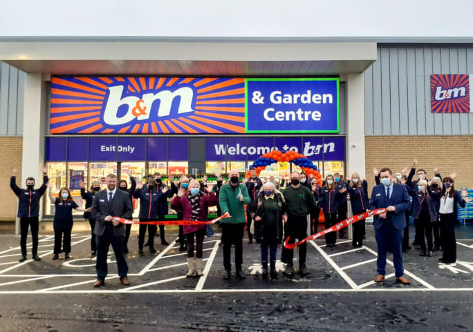 747-bandm-cupar-store-34