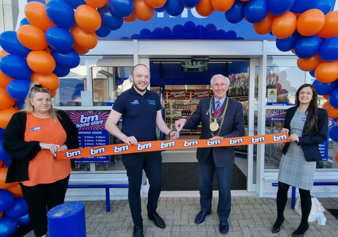 756-bandm-turner-rise-store-5